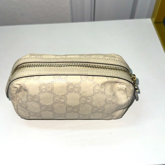 Authentic Gucci Beige pouch Women's Bag - Picture 12 of 16